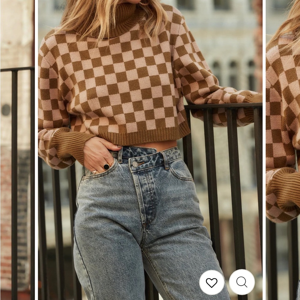 Checkered turtleneck sweater